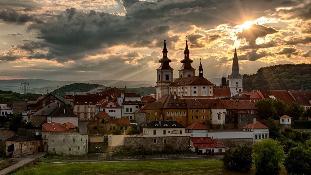 Hotel & Motorest V Udoli Zlateho Potoka Blsany Экстерьер фото